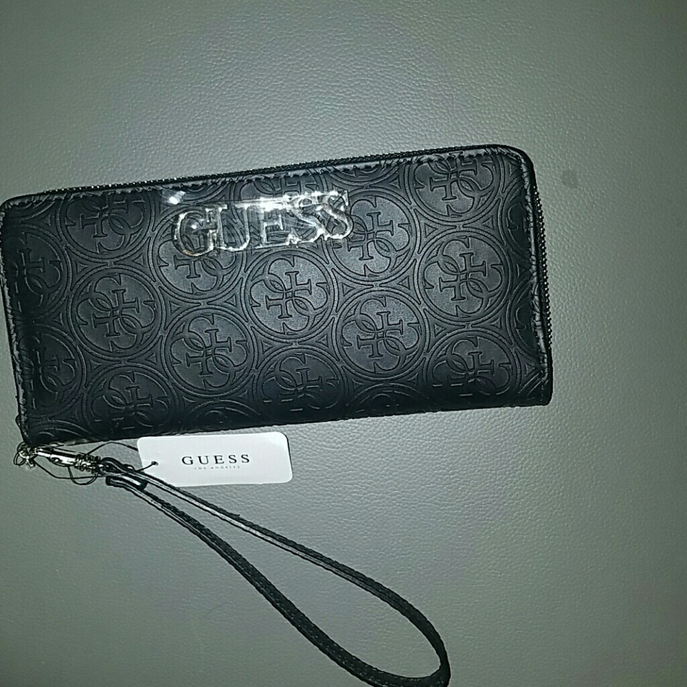 NWT Guess Wallet